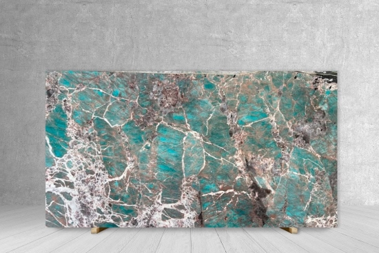 Giá Đá Thạch Anh Tự Nhiên Bao Nhiêu? Báo Giá Quartzite 2026